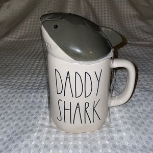 Rae Dunn Daddy Shark Coffee Mug w/ Shark top